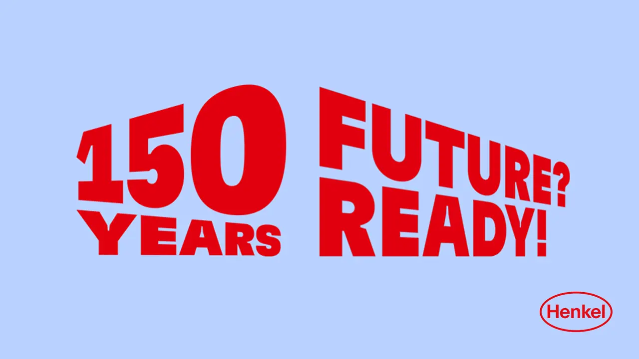 Design gráfico com o texto “150 Years” e “Future? Ready!” em letras vermelhas sobre um fundo azul‑claro, acompanhado do logótipo da Henkel.