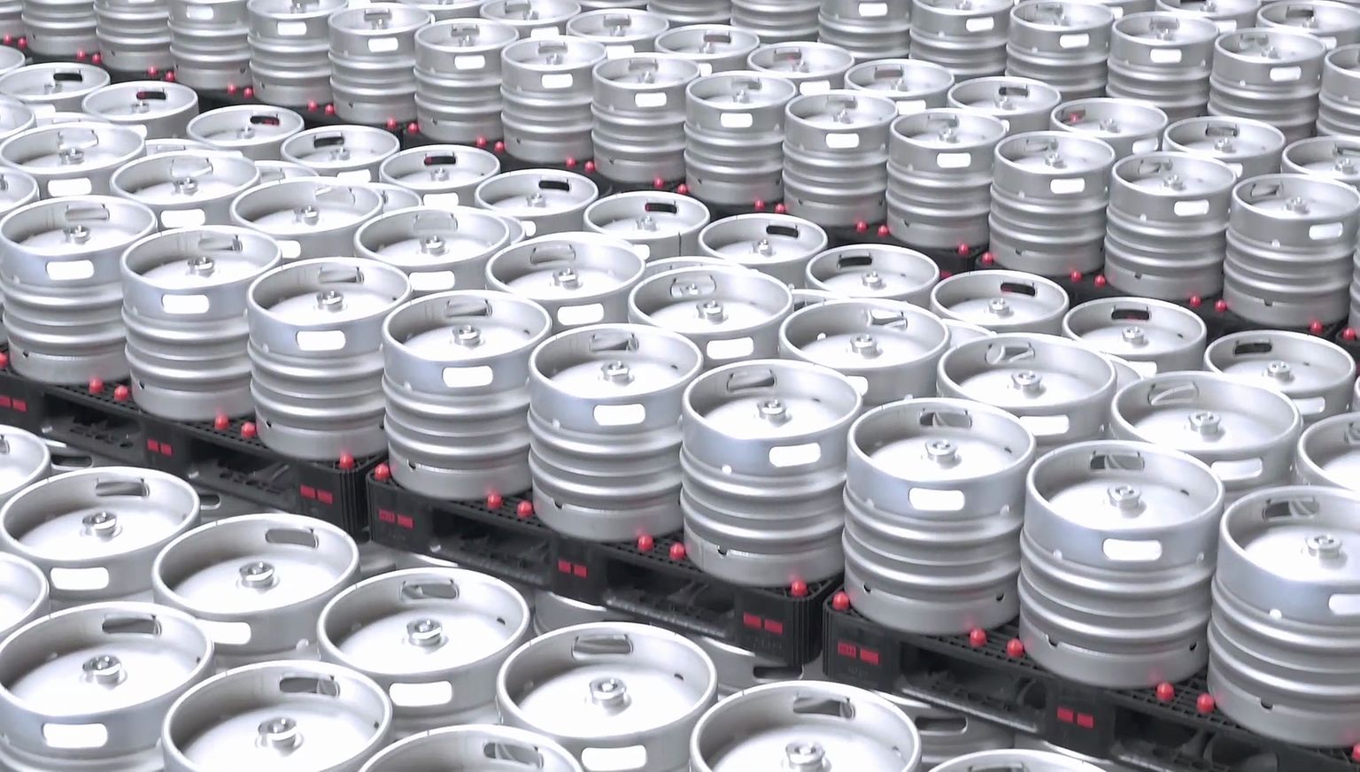 The new keg production plant of Entinox at Zaragoza, Spain, has a capacity for 450,000 barrels per year, made from austenite stainless steel with a surface of 2 square meters per barrel