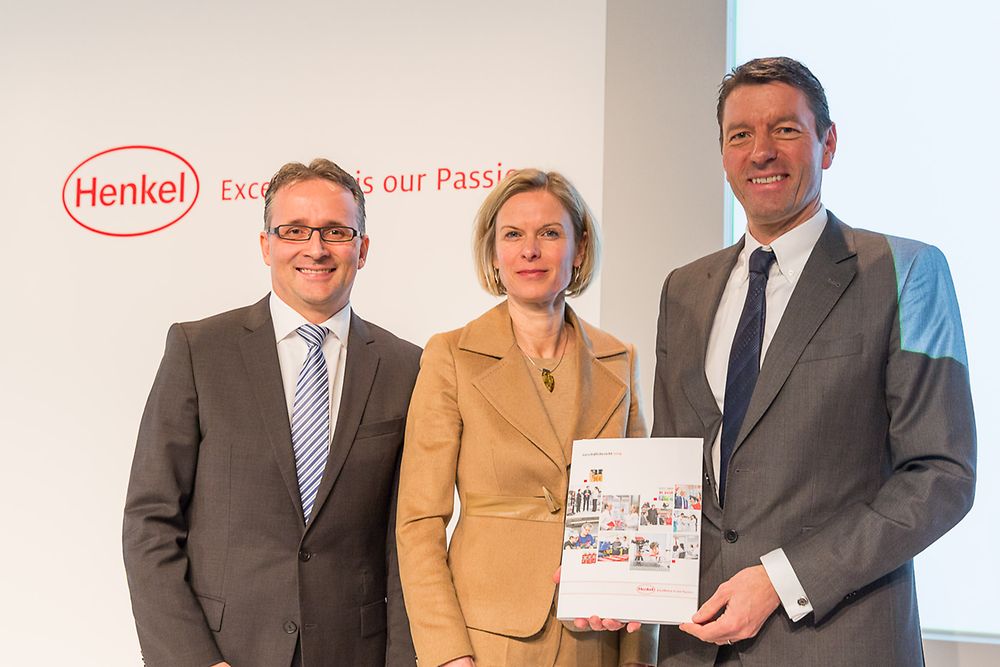 

February 20, 2014 | Annual Results Press Conference: Carsten Knobel, Kathrin Menges, Kasper Rorsted
