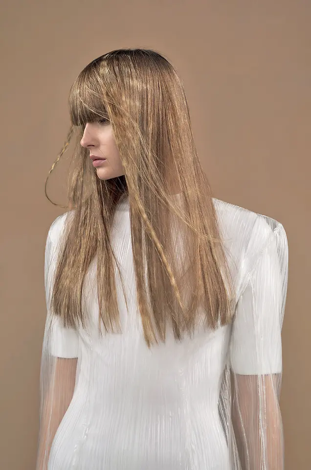 
Texture Tension: Look de Passerele
Petra (@petrahegedus)